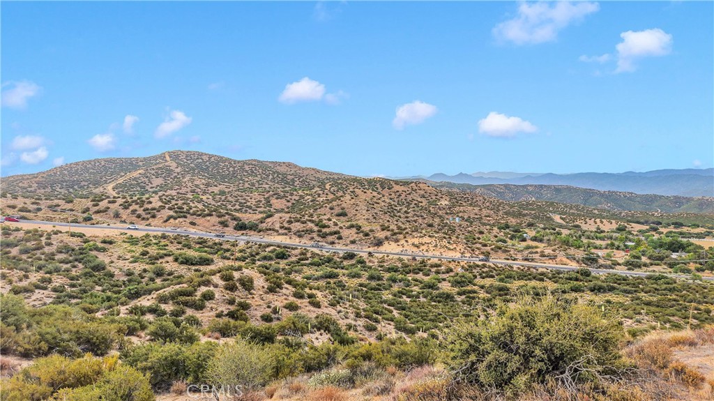 11 Summit Valley Road