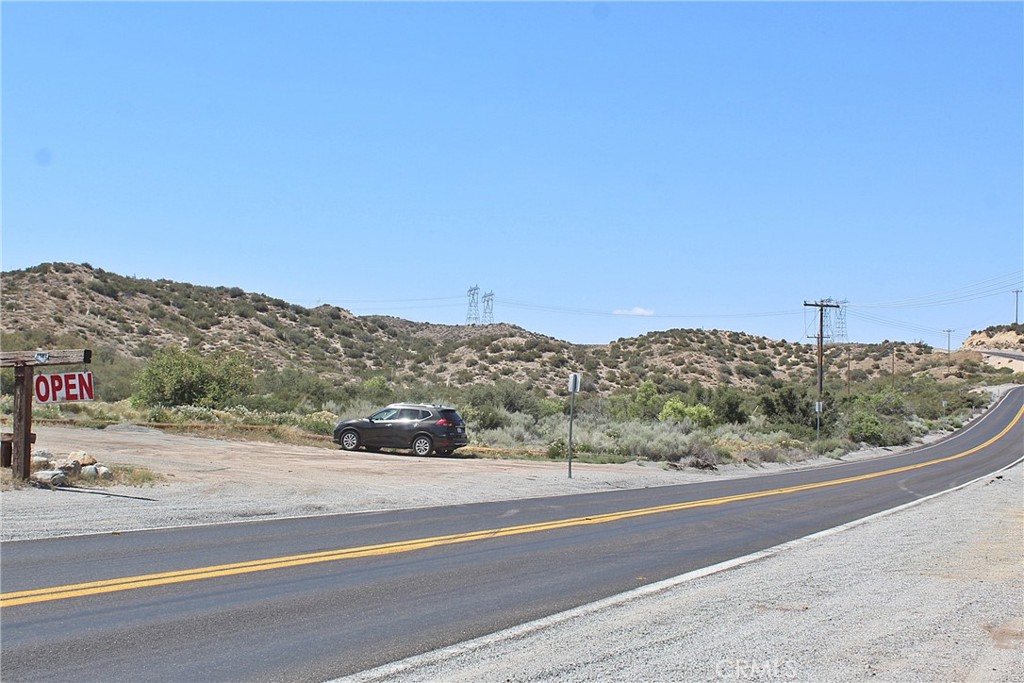 11 Summit Valley Road