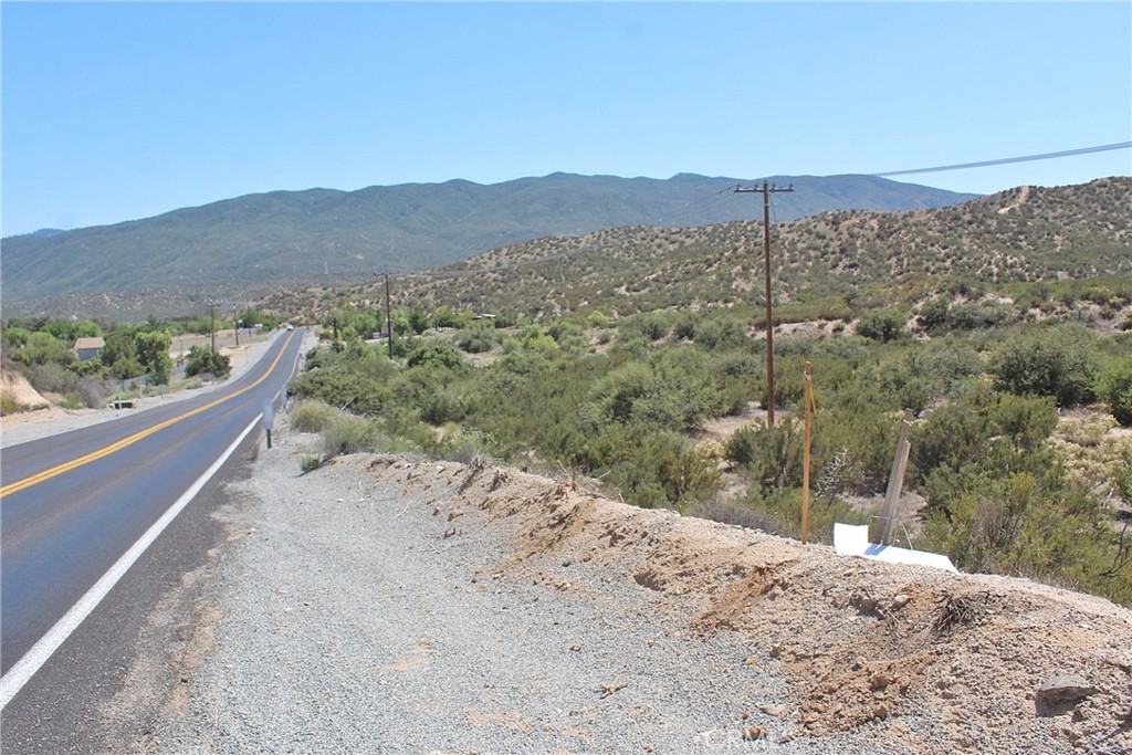 11 Summit Valley Road