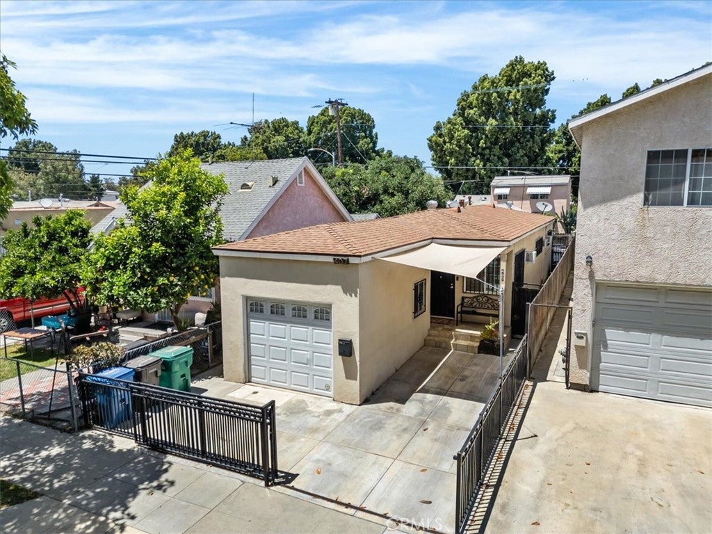 407 E Sunset ST