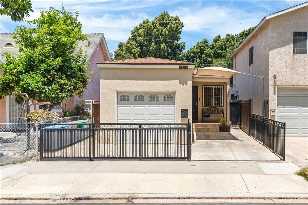 407 E Sunset ST, Long Beach CA 90805