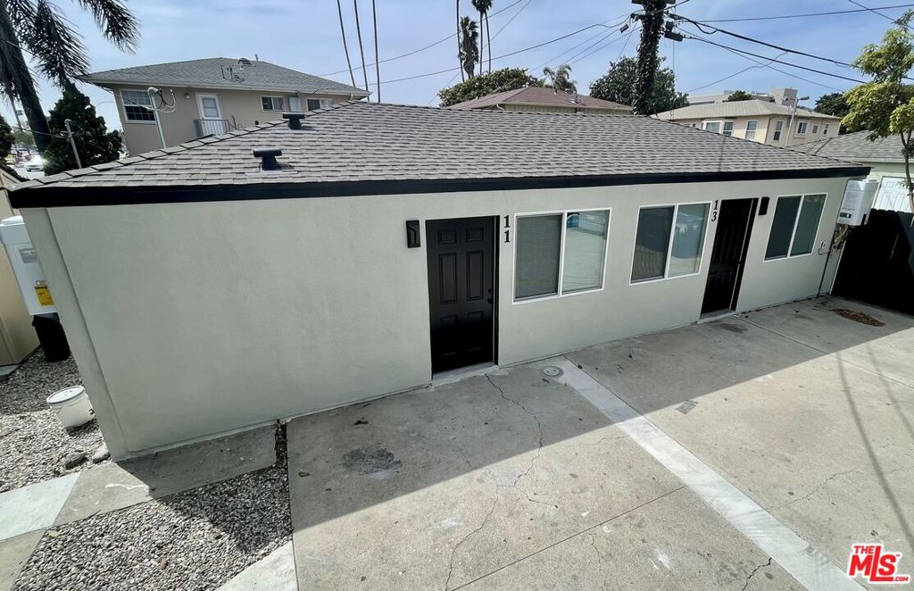 15 N Dos Caminos Avenue