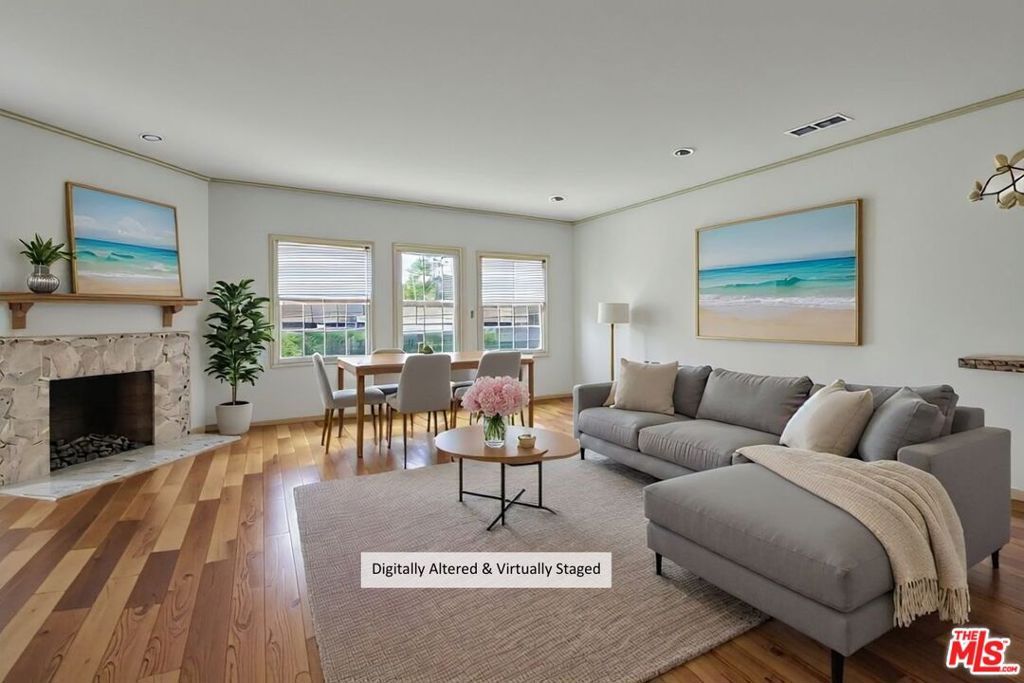 Photo of 1121 Princeton Street #5, Santa Monica, CA 90403 (MLS # 25619629)