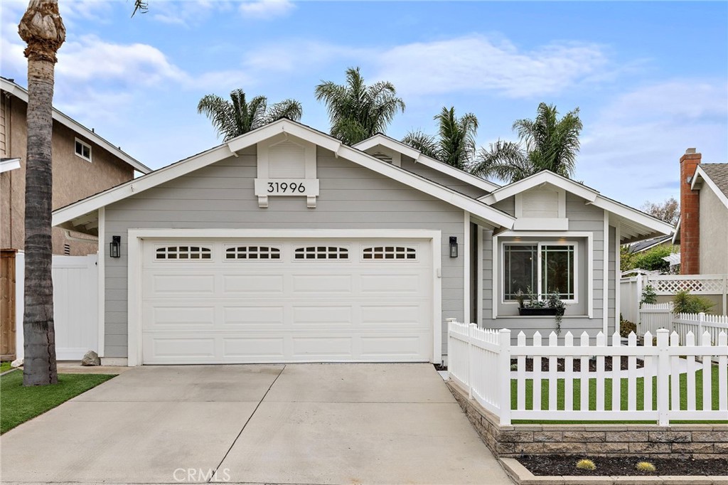 31996 Lazy Glen Lane