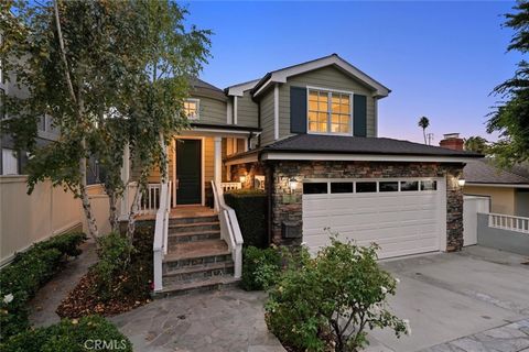Photo of 2909 Maple Ave, Manhattan Beach, CA 90266 (MLS # SB25236782)