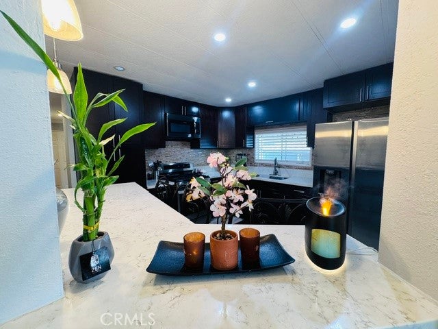 4041 Pedley Road 77