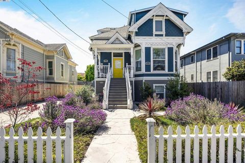 Photo of 2060 San Antonio Ave Ave, Alameda, CA 94501 (MLS # 41104285) Photo of 2060 San Antonio Ave Ave, Alameda, CA 94501 (MLS # 41104285)