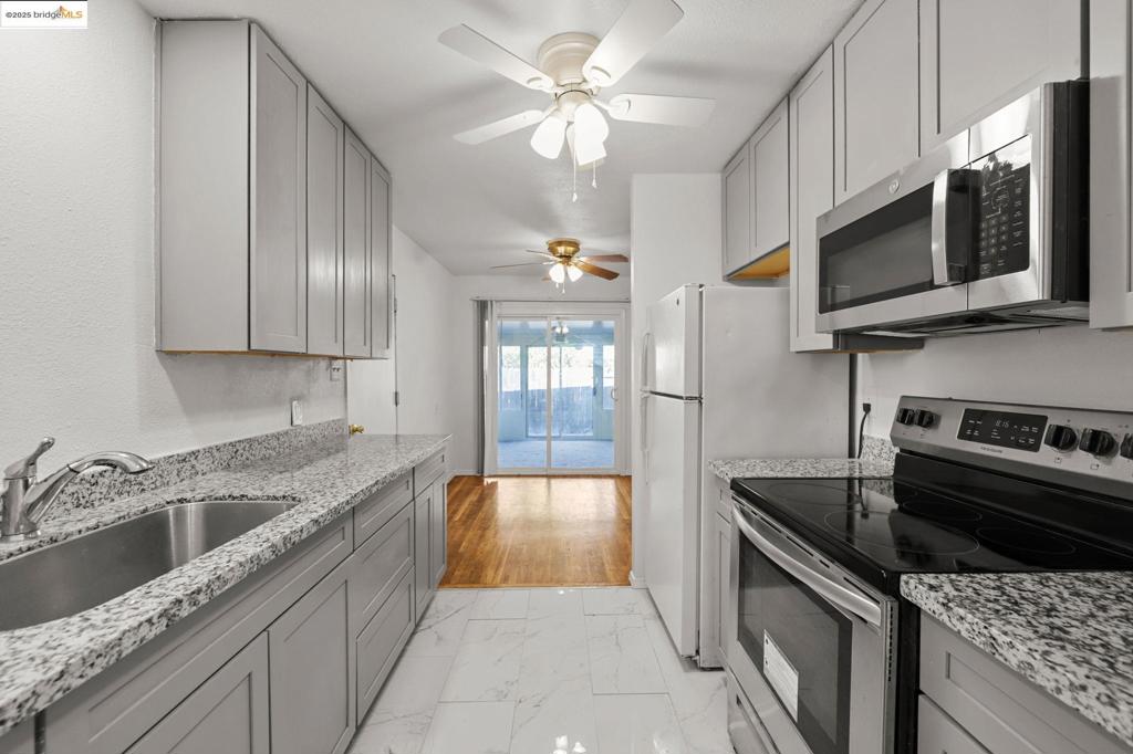 GOLF TERRACE - Residential