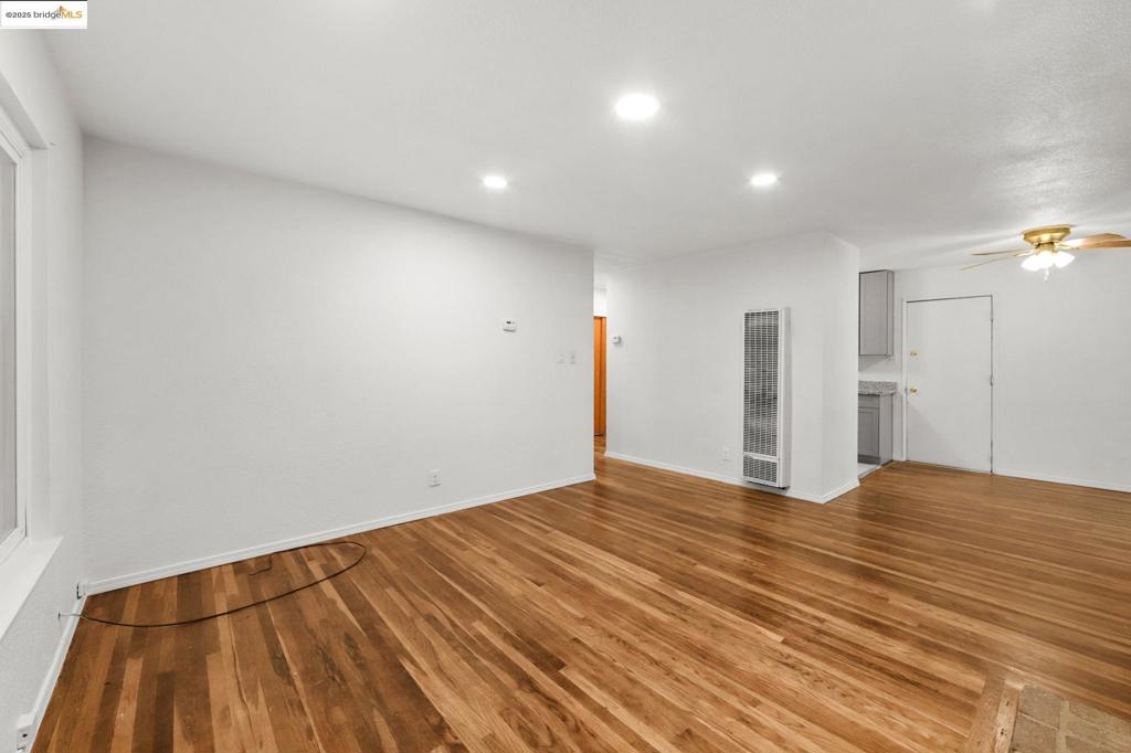 GOLF TERRACE - Residential