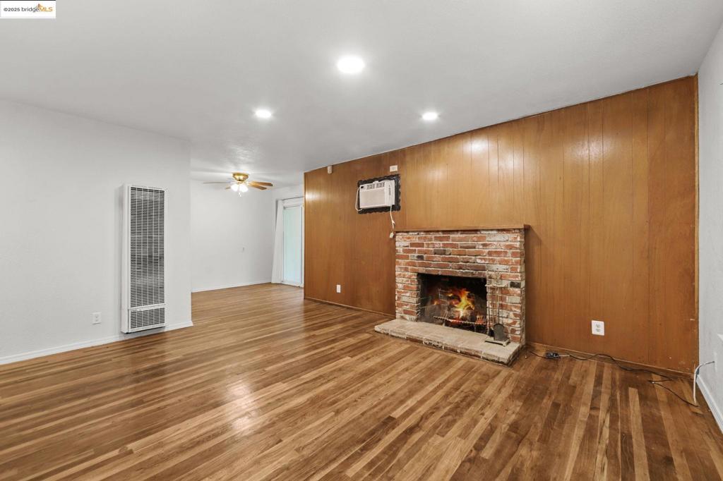 GOLF TERRACE - Residential