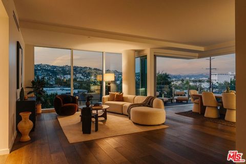 Photo of 9000 W 3rd Street #403, Los Angeles, CA 90048 (MLS # 26664507)