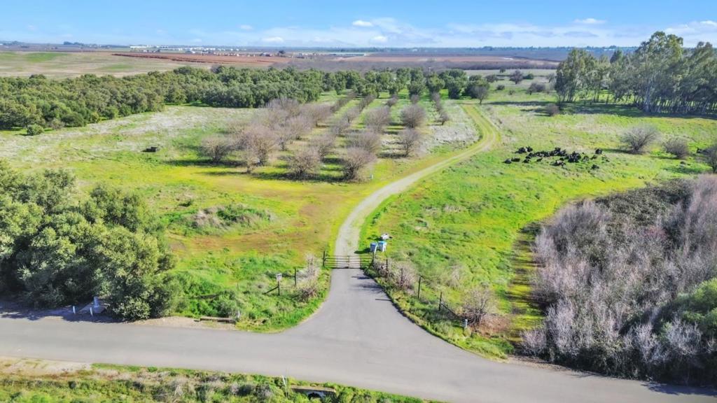 27643 County Road 88