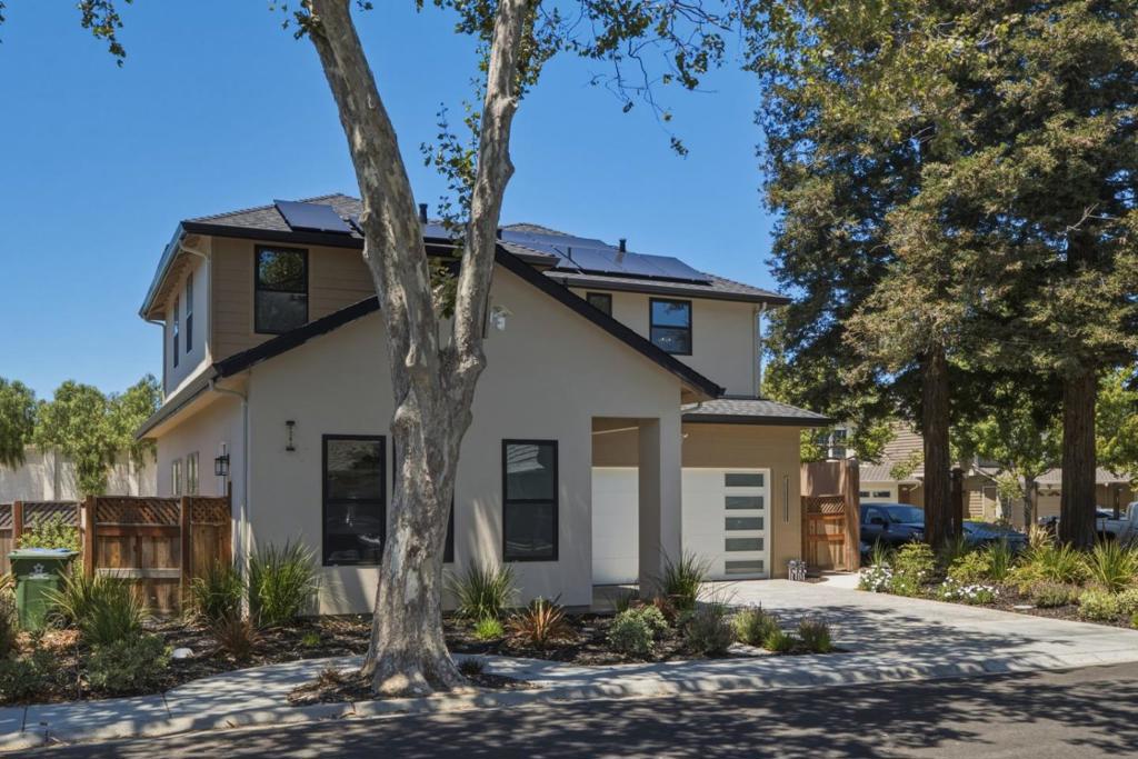 3757 Bobwhite Terrace