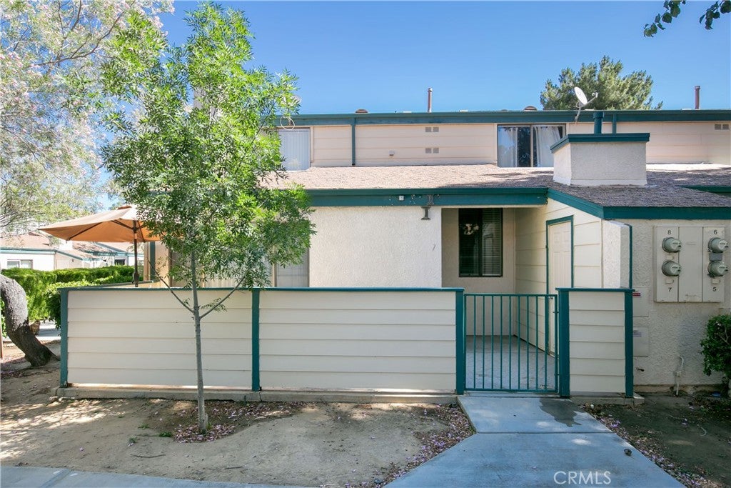 Photo of 44514 15th ST #E7, Lancaster, CA 93535 (MLS # RS26119937)