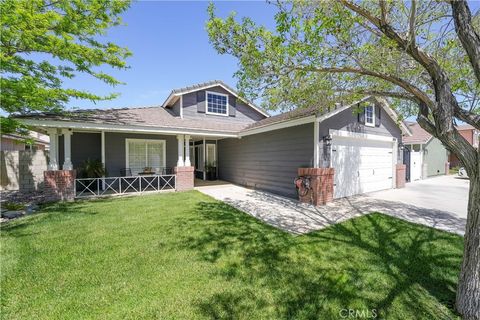 Photo of 3047 Christina St, Lancaster, CA 93535 (MLS # SR26087754)