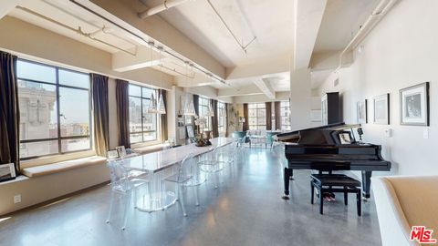 Photo of 849 S Broadway #708, Los Angeles, CA 90014 (MLS # 26632083)