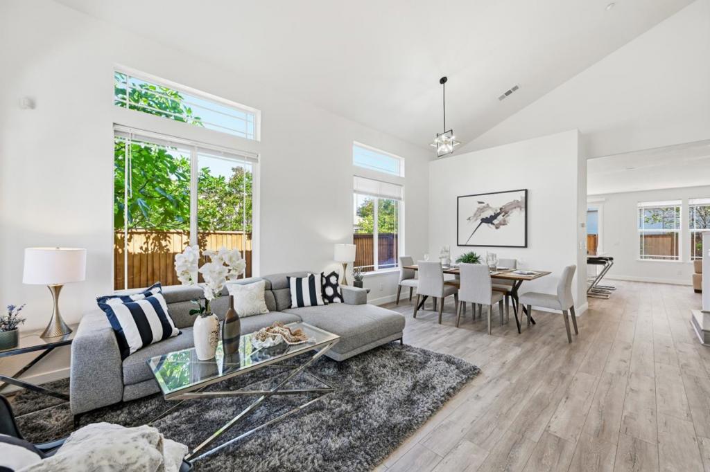 34777 Klondike Court