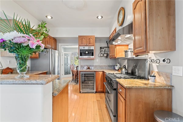 197 MASSIVE RD, LAKE ARROWHEAD, CA 92352 - Image 7635b7dda7d5977d96a59847f0b205d2/2374539643
