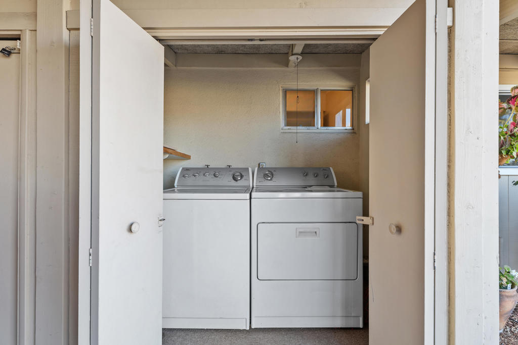 Sand & Shadows - Residential