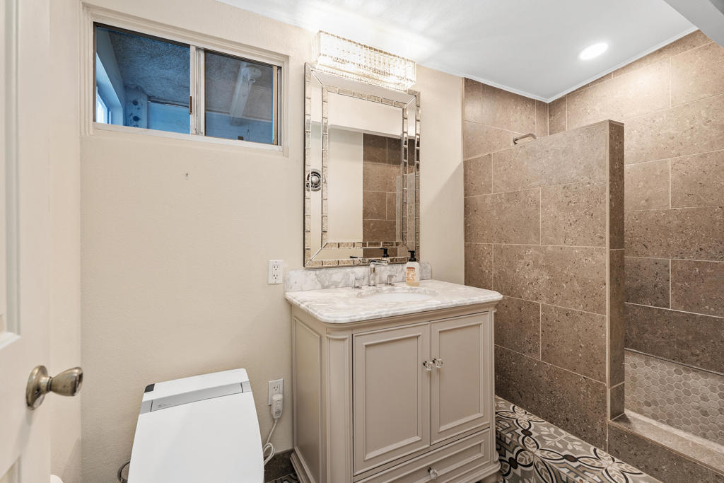 Sand & Shadows - Residential