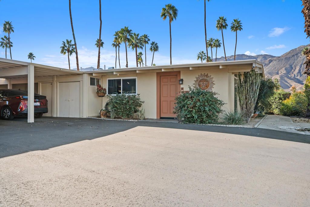 Photo of 46185 California 74 #23, Palm Desert, CA 92260 (MLS # 219140198DA)