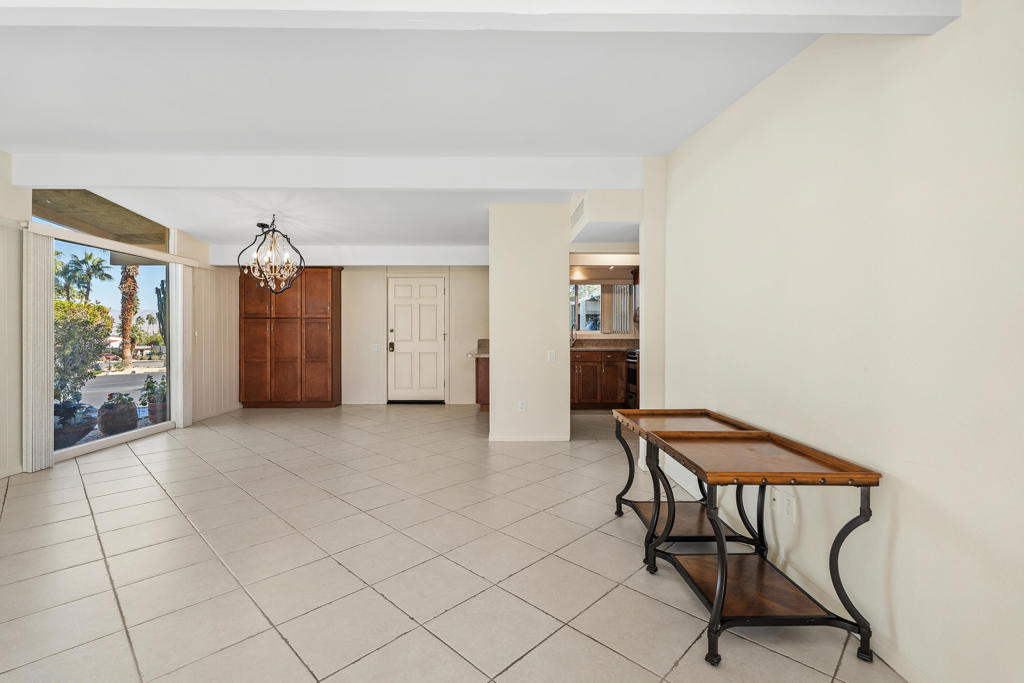 Sand & Shadows - Residential