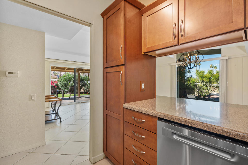 Sand & Shadows - Residential