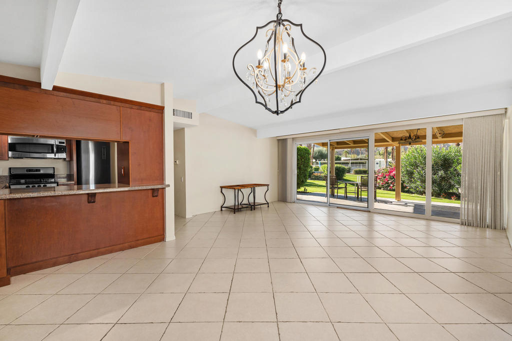 Sand & Shadows - Residential