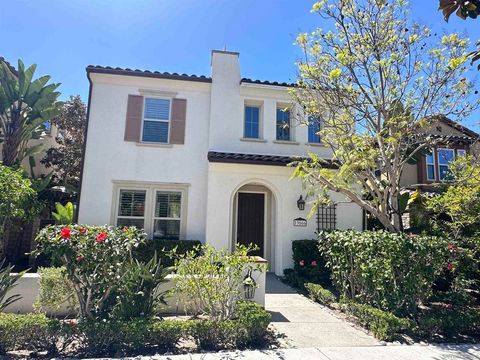 Photo of 13566 Arroyo Dale Lane Ln, San Diego, CA 92130 (MLS # 260008233SD)