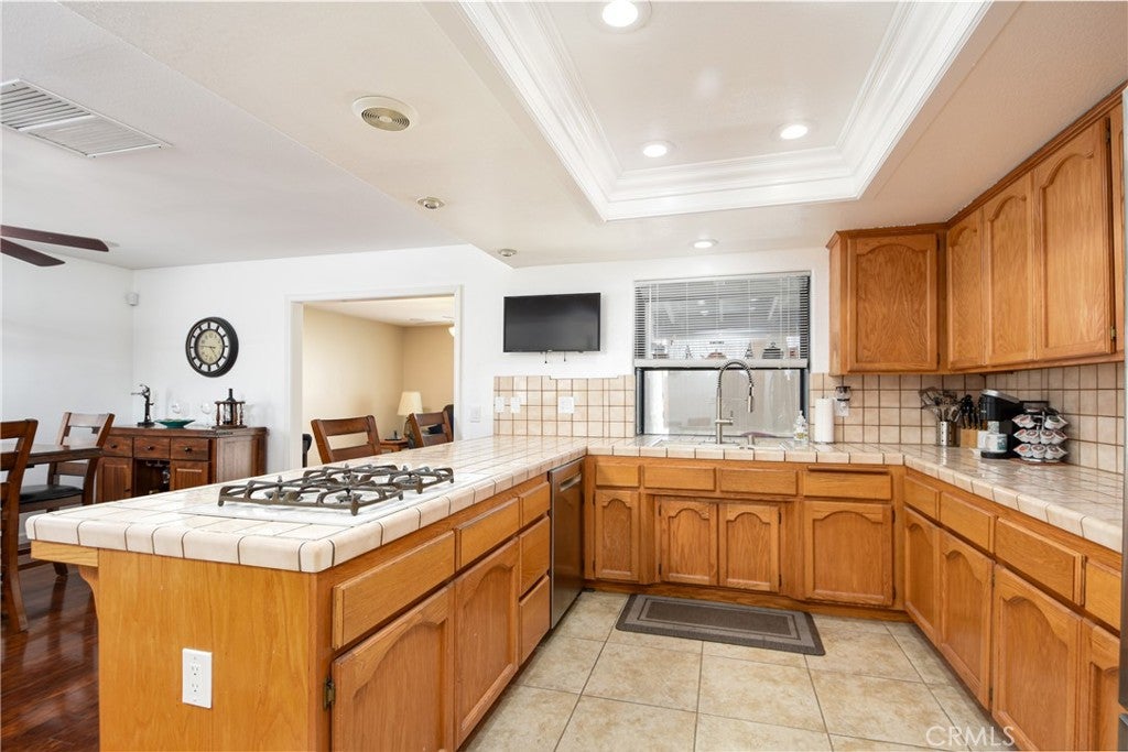 665 Deardorff Dr