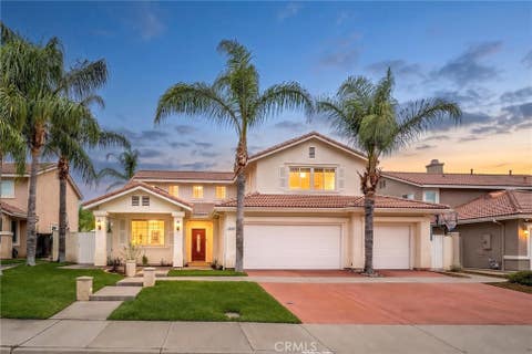 Photo of 24320 Calle Estancia, Murrieta, CA 92562 (MLS # WS26186585)