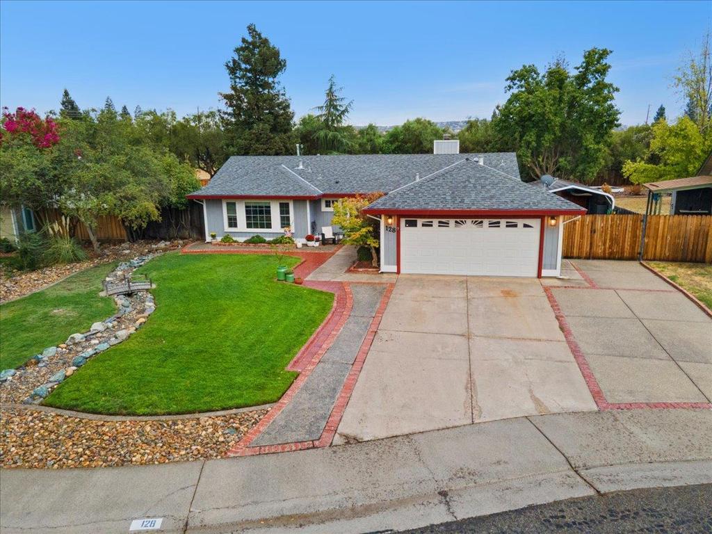 128 Mesquite Court