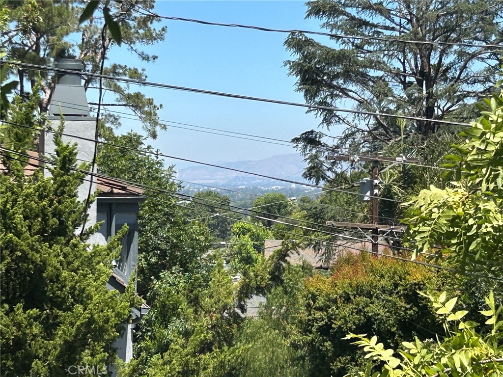 3721 Ventura Canyon