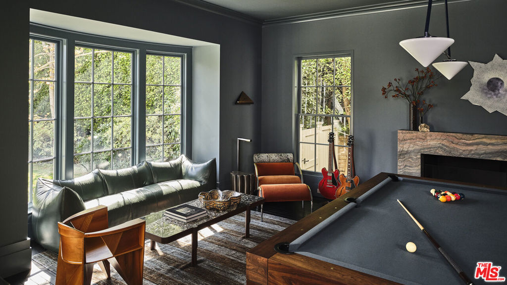 12921 MARLBORO Street