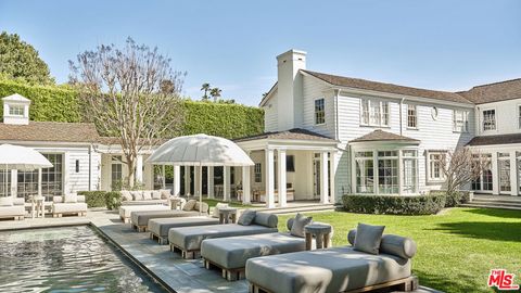 12921 MARLBORO Street Los Angeles CA 90049