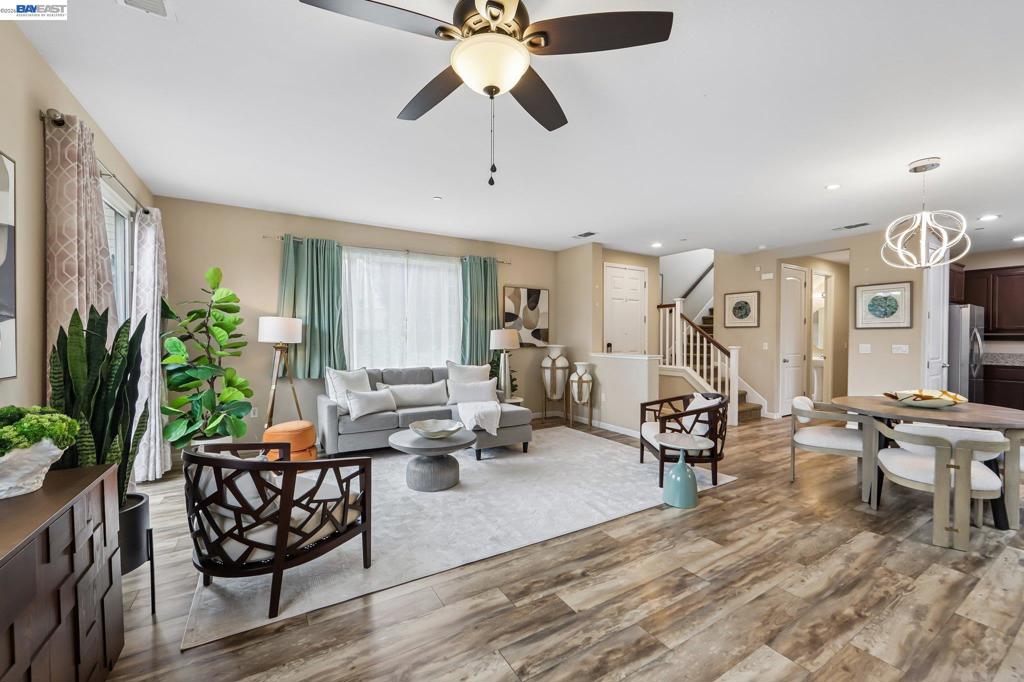 53 Halsey Ct