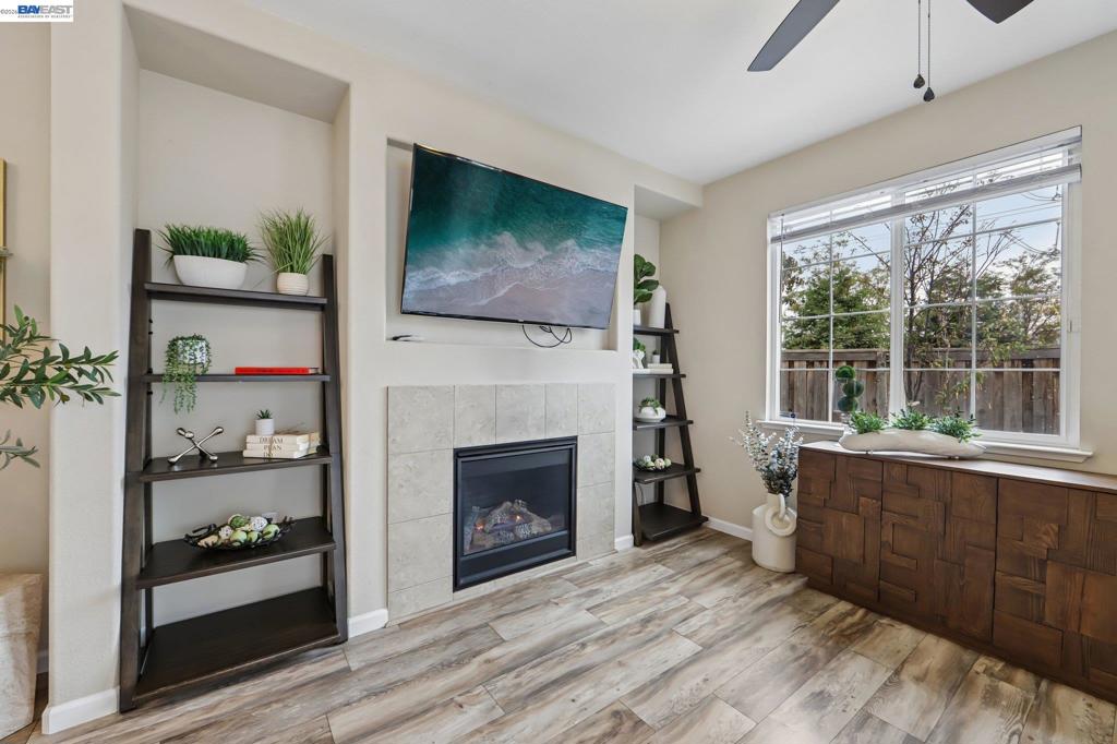 53 Halsey Ct