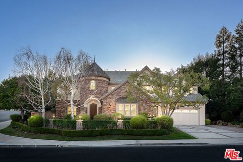 Photo of 26706 Provence Drive, Calabasas, CA 91302 (MLS # 26648311)