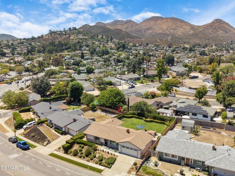 Tiny photo for 3653 Kimber Drive, Thousand Oaks, CA 91320 (MLS # 226004470)