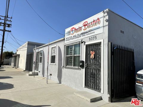 9373 9375 Fern Street South El Monte CA 91733