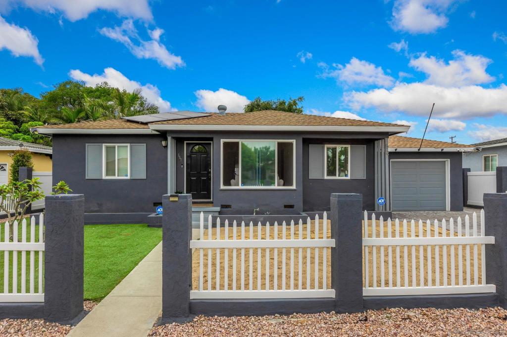 557 Oaklawn Ave