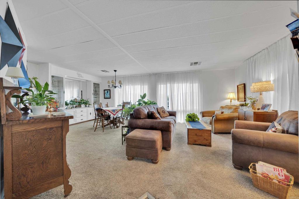 Bayview Heights (570) - Residential