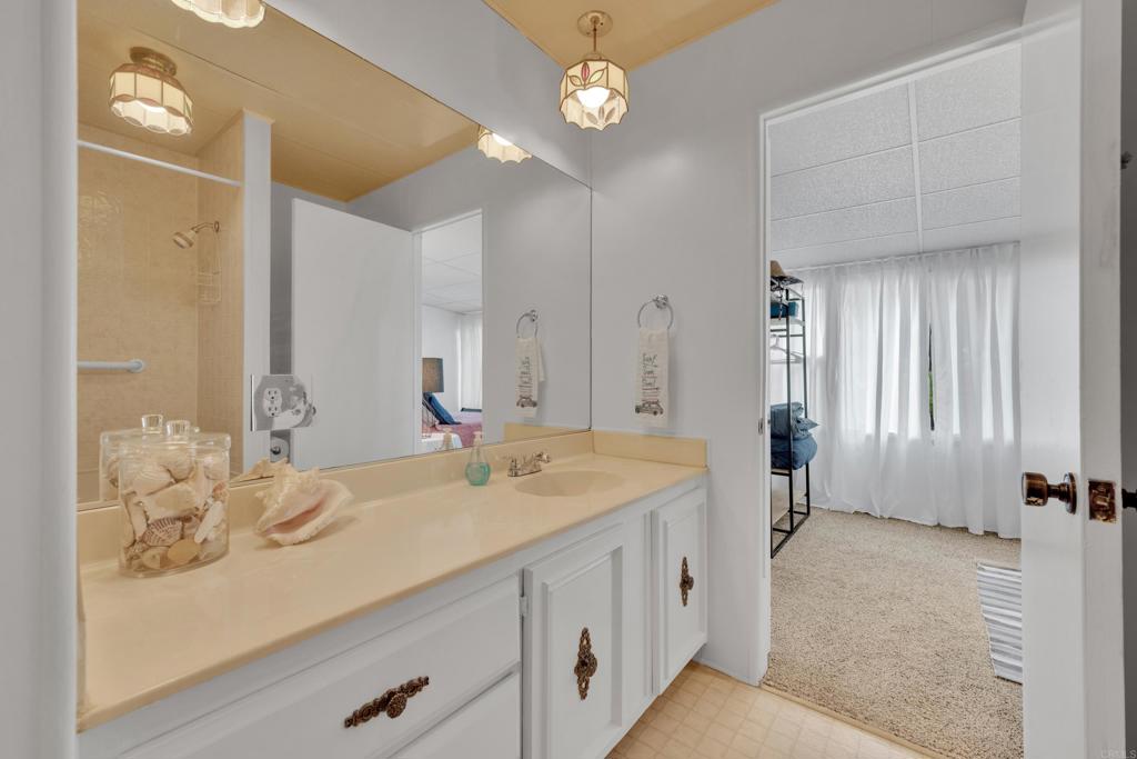 Bayview Heights (570) - Residential