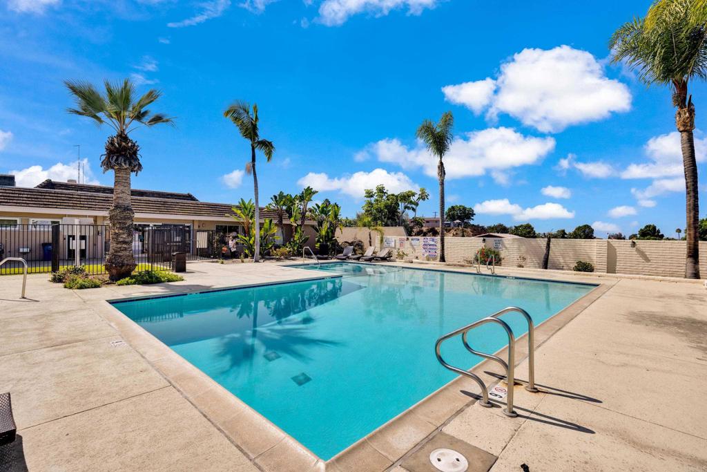 Bayview Heights (570) - Residential