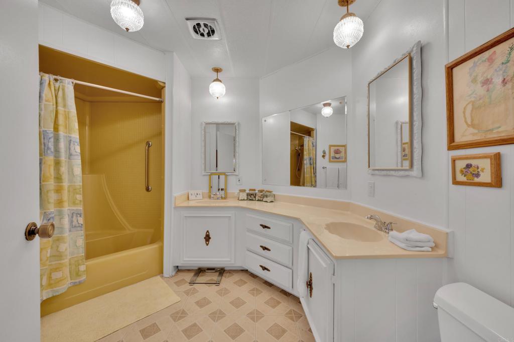 Bayview Heights (570) - Residential