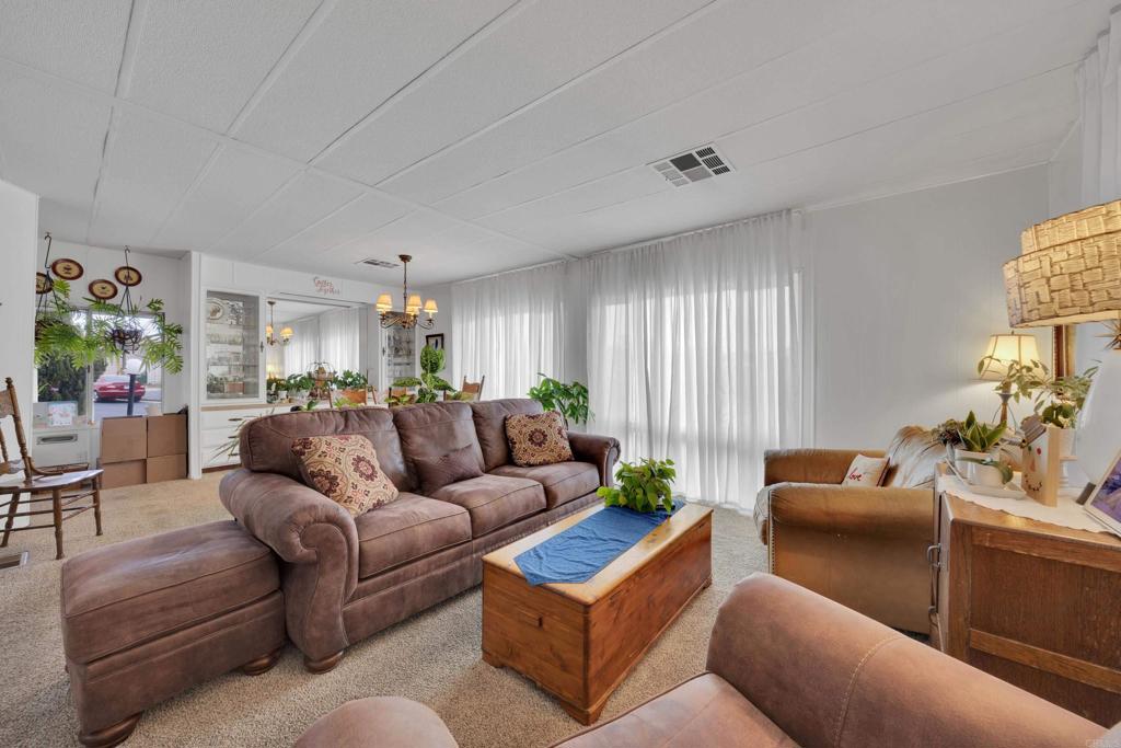Bayview Heights (570) - Residential