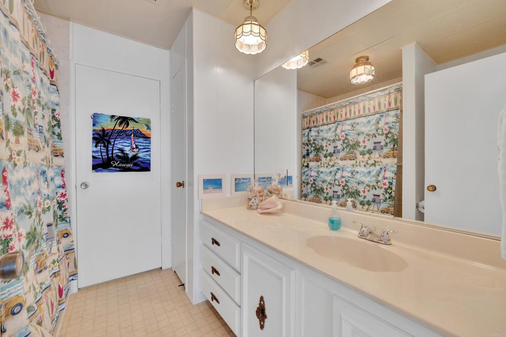 Bayview Heights (570) - Residential