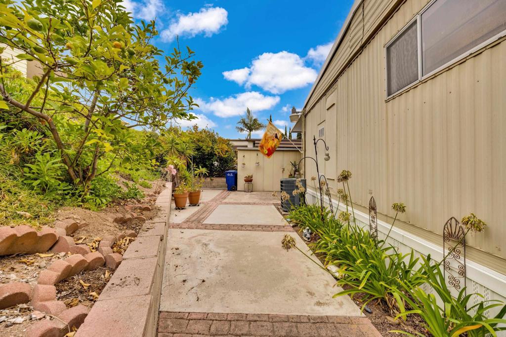 Bayview Heights (570) - Residential
