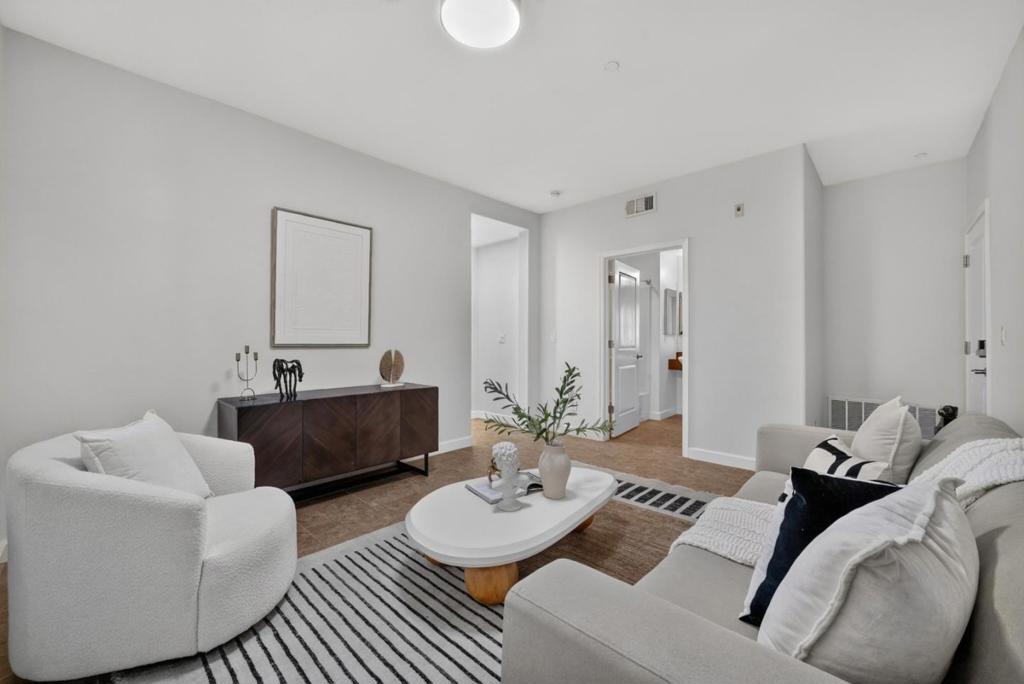 933 Highland Terrace