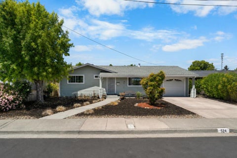 Photo of 524 Baron DR, Rohnert Park, CA 94928 (MLS # ML82052289)